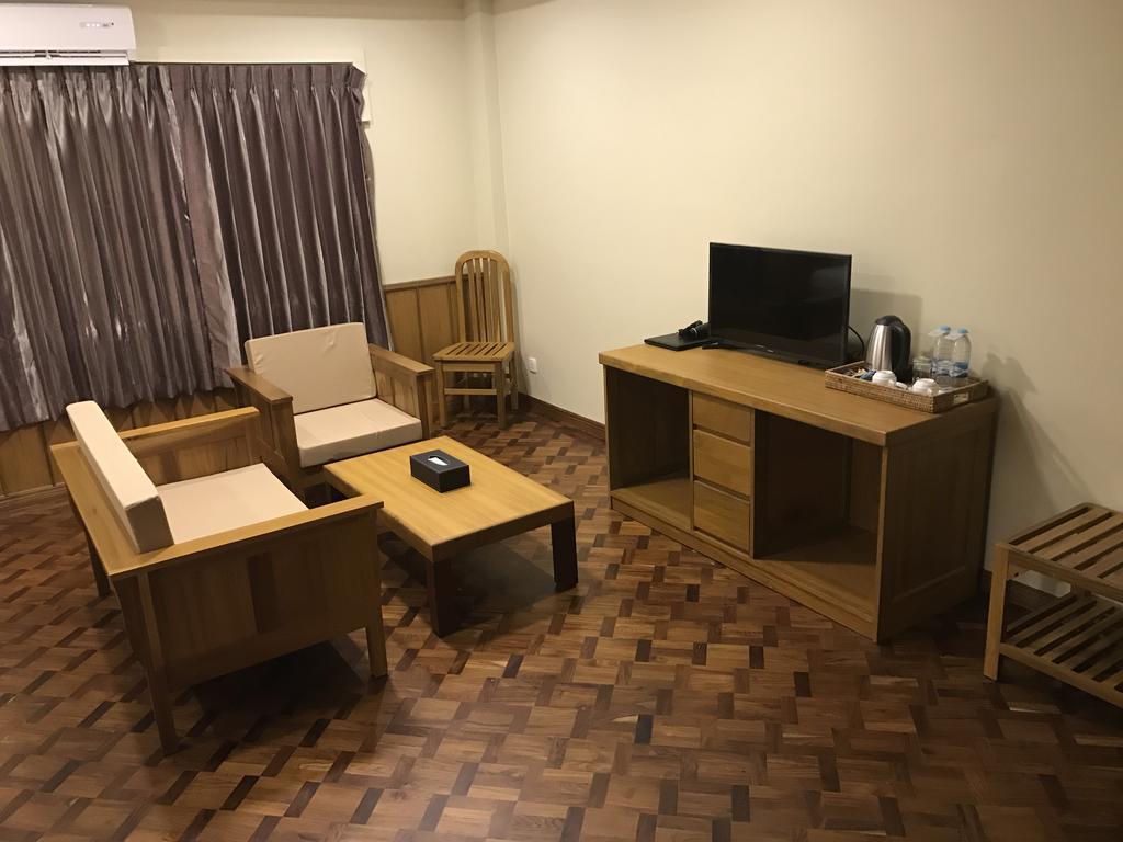 Hotel H Valley Γιανγκόν Εξωτερικό φωτογραφία