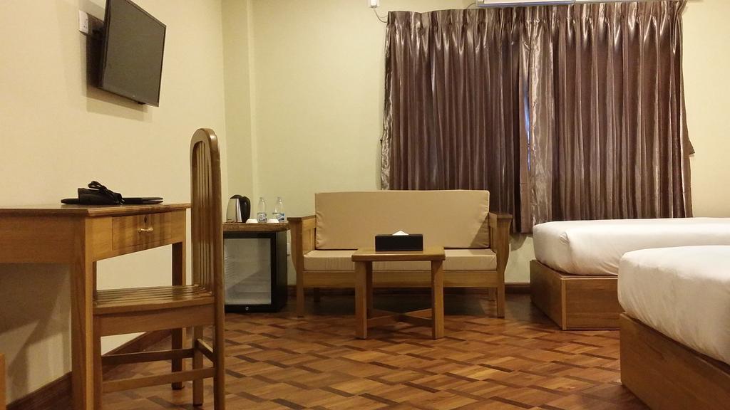 Hotel H Valley Γιανγκόν Εξωτερικό φωτογραφία