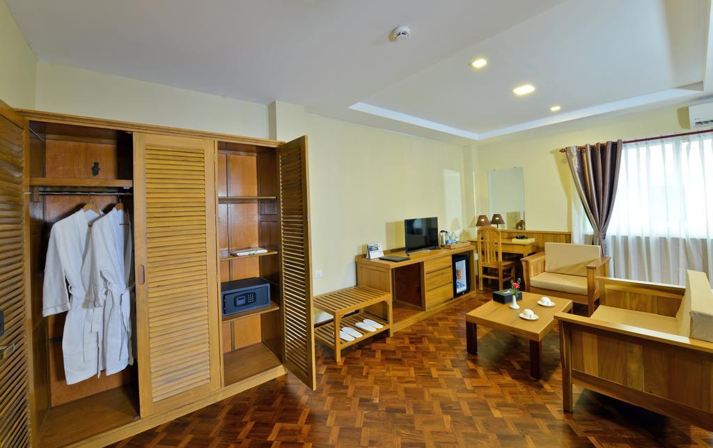 Hotel H Valley Γιανγκόν Εξωτερικό φωτογραφία