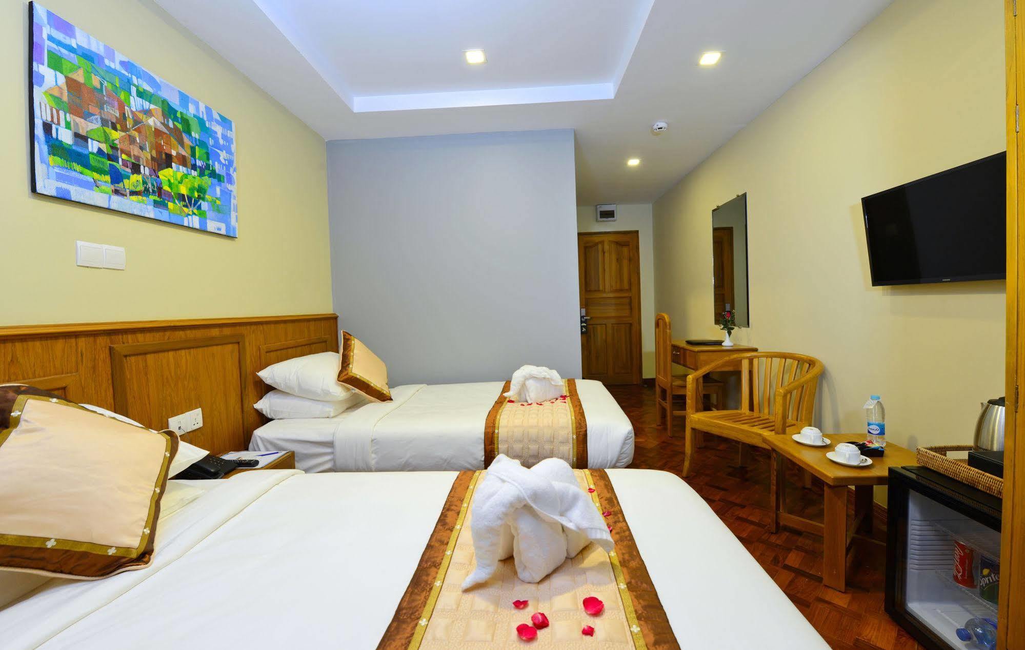Hotel H Valley Γιανγκόν Εξωτερικό φωτογραφία